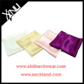 China Fabrik Großhandel hohe Qualität Satin Silk Print Solid Color Square Schal